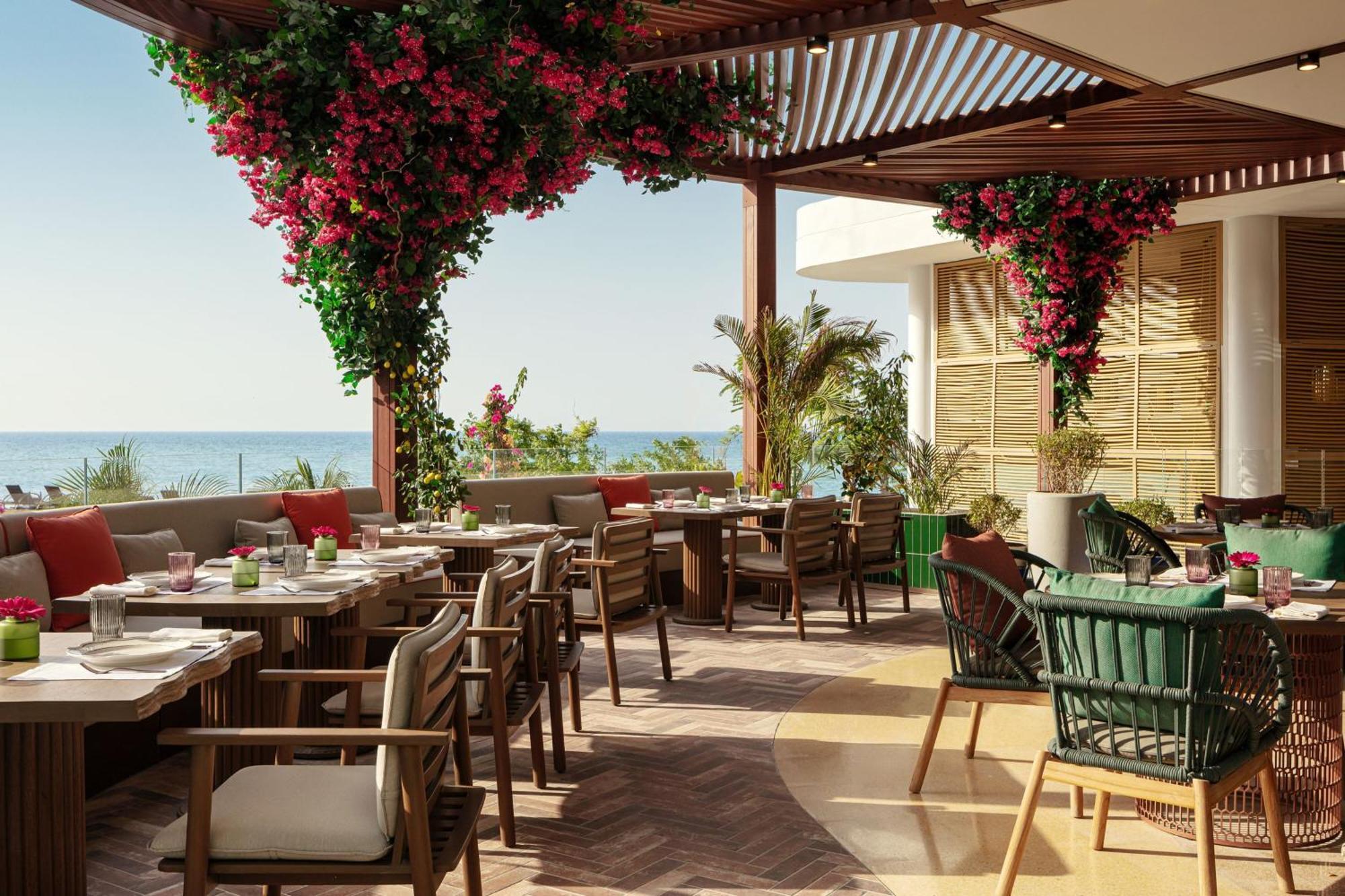 The St Regis Al Mouj Muscat Resort Экстерьер фото